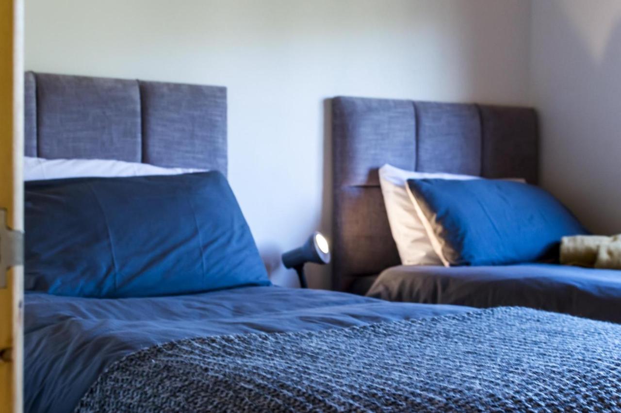 Laurel Lodge - 2 Bedroom Log Cabin - St Florence Saint Florence Екстериор снимка